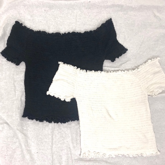 Bundle Black and White Off Shoulder Crop Tops - Picture 4 of 8